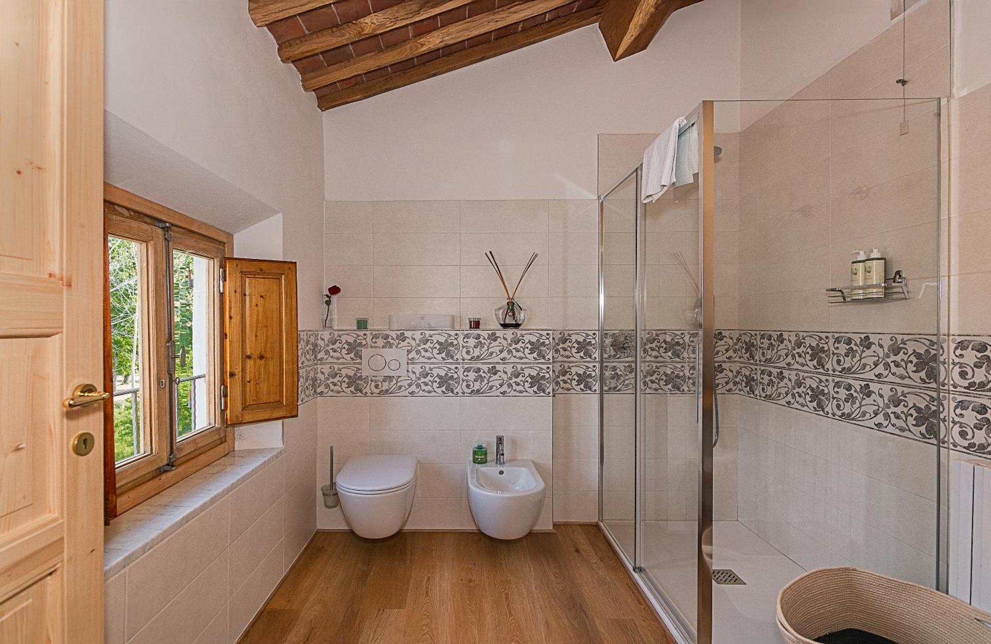 B&B Toringo Capannori Szoba fotó
